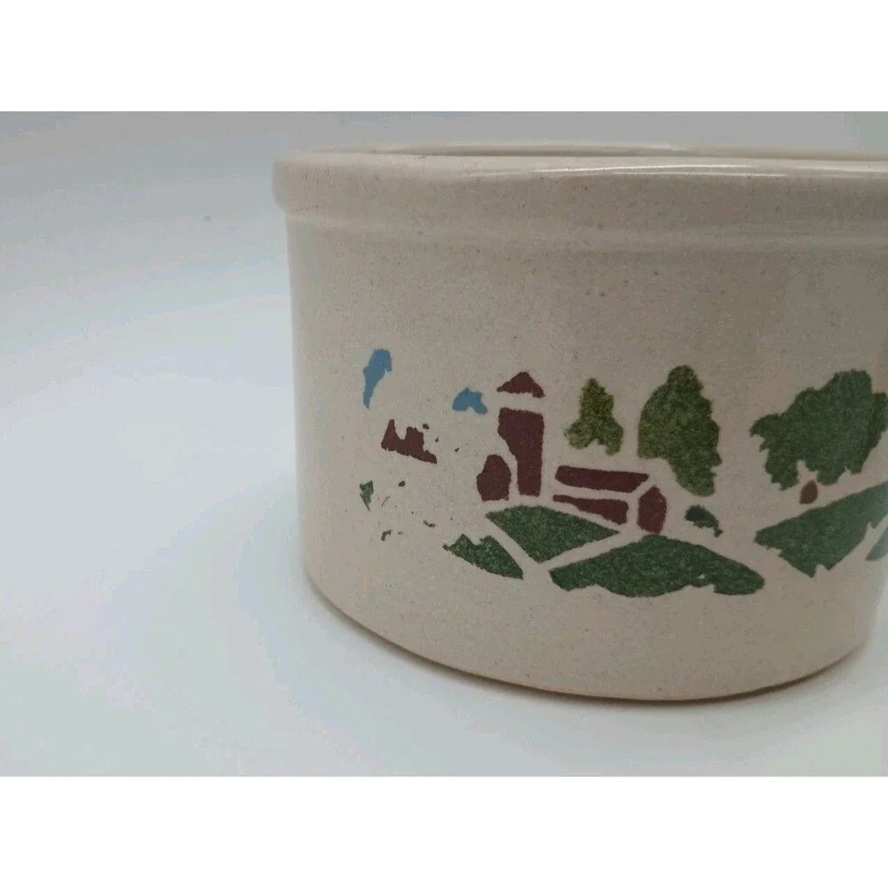 RRP/Robinson Ransbottom Pottery Co. 1 Pint Low Crock Barn Farm Scene Silo